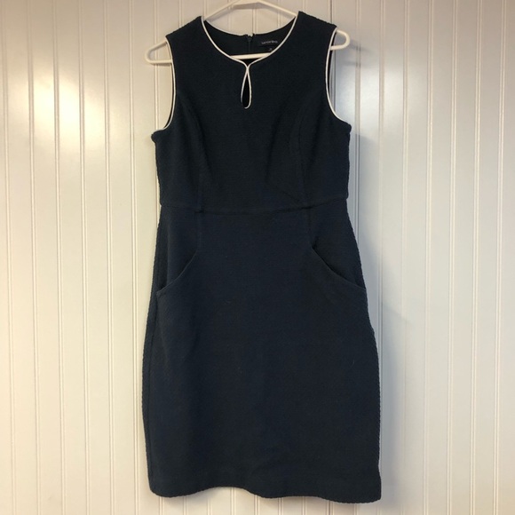 Lands End Navy Sleeveless Dress Size 10 Nautical Fitted Texture Pockets - Picture 1 of 5